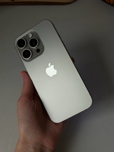 iPhone 16 Pro 128GB Natural Titanium