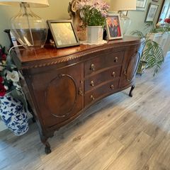 Stunning vintage sideboard