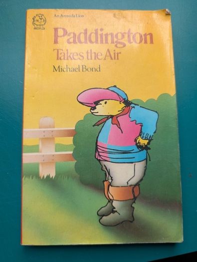 Vintage Paddington Bear Paperback Lot: 2-Book Armada Lions Set (Paddington Abroad & Paddington Takes the Air)