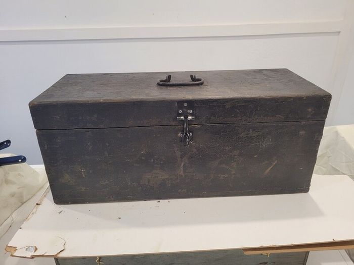 carpenters vintage tool box