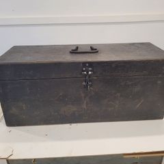carpenters vintage tool box