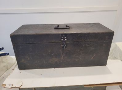 carpenters vintage tool box