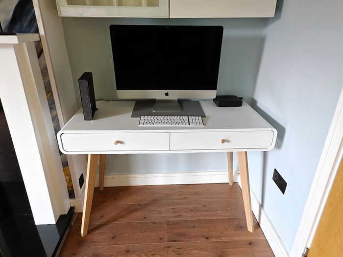Hykkon Justine Desk