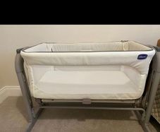 Chicco next2me Magic2 crib