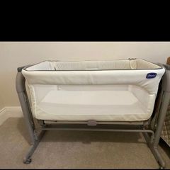 Chicco next2me Magic2 crib