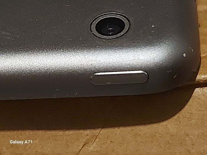 Apple Ipad Air 1st, 32 GB, Space Gray, Activation Locked, Excellent Cosmetic Condition, for parts or repair