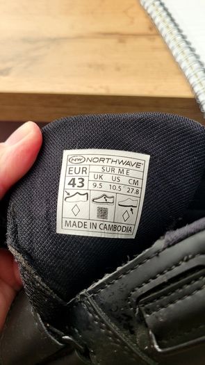bike shoes