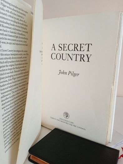 A Secret Country by John Pilger (RB382)