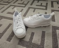 Puma Ladies Leather Trainers Size 4.5 UK