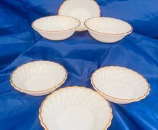 milk glass bowls