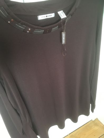 BRAND NEW Punt Roma Long Sleeve Top, Size L
