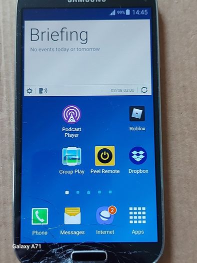 Samsung Galaxy S4, 16GB, Screen damaged near Bottom, but does not affect the touchscreen