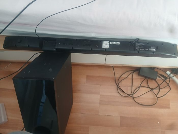 43" Smart LG TV with Soundbar & Subwoofer