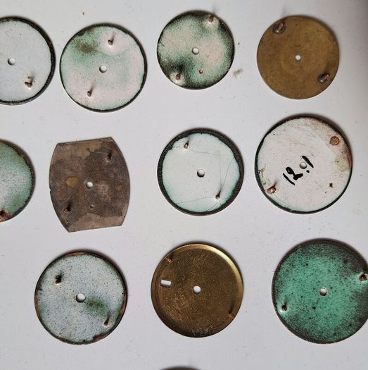 Selection of 32 Vintage Wrist & Fob Watch Dials