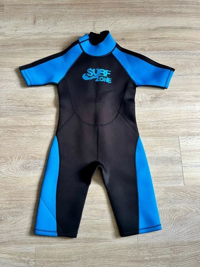 Dunnes kids wetsuit 9/10
