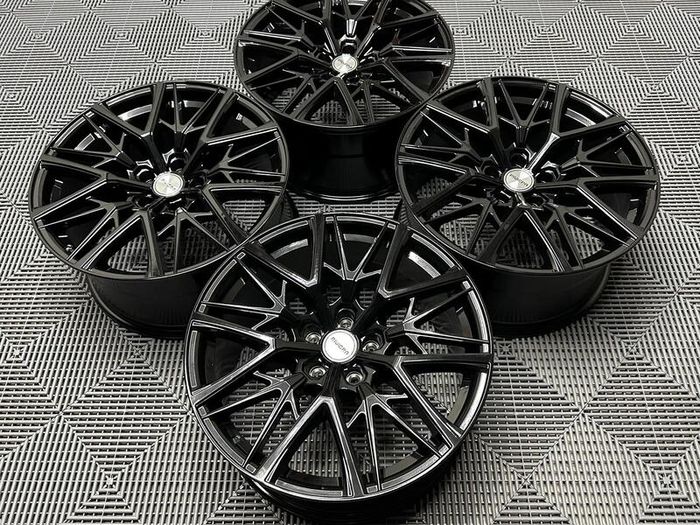 20" Inch Riviera RV196 Alloy wheels 5X120 VW Transporter Van T5 T6 65.1