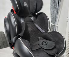 Ickle Bubba Car seat