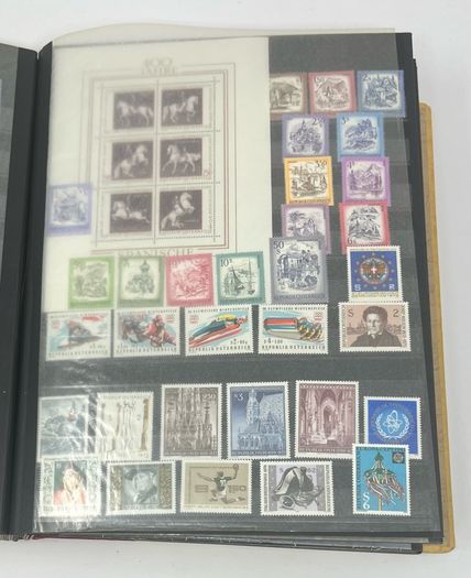 Collection: Austria (Osterreich) Stamps both mint an commemorative stamps on 45 pages