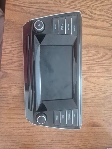 Skoda superb infotainment unit