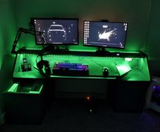 Gaming PC + Dual Monitor + Full Gaming/Audio Setup