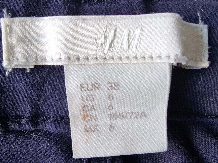 Navy H&M Shorts Women Size 10