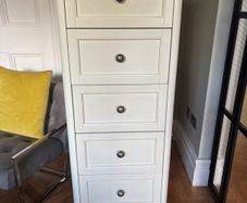 Tallboy chest of drawers
