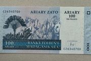 Madagascar 100 Ariary 2004 Banknote