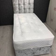 Single crushed velvet headboard and base in excellent condition