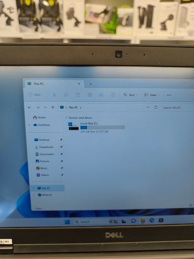 Dell Latitude 5490 14" Laptop Core i5-8350U 8GB RAM 256GB SSD Windows 11 Pro.