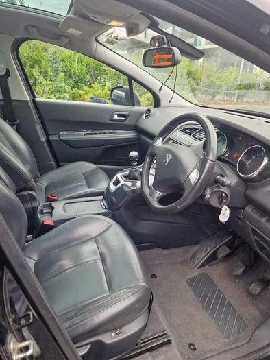 2017 Peugeot 5008