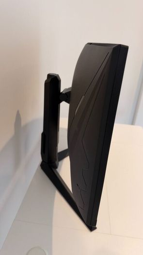 ASUS TUF Gaming 34 Curved Ultrawide Monitor  100