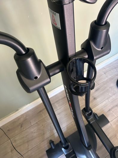 Cross Trainer