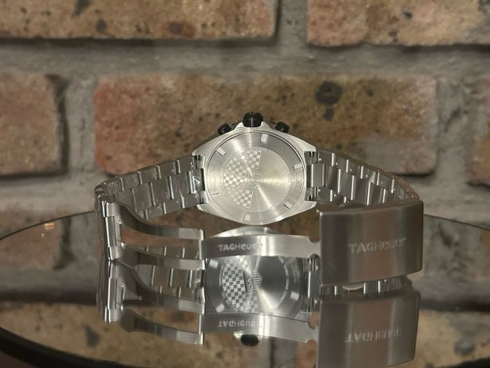 TAG Heuer Formula 1 Chronograph - Mens Wristwatch