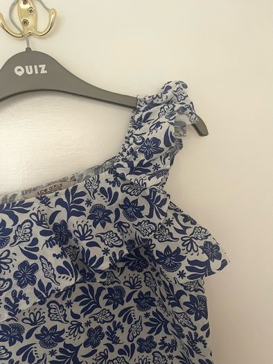 Vintage-Style LC Waikiki Asymmetrical Blue Botanical Ruffle Blouse