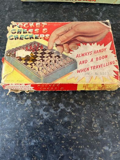 Chad valley draught set / vintage chess travel set