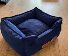Dog / Cat Bed