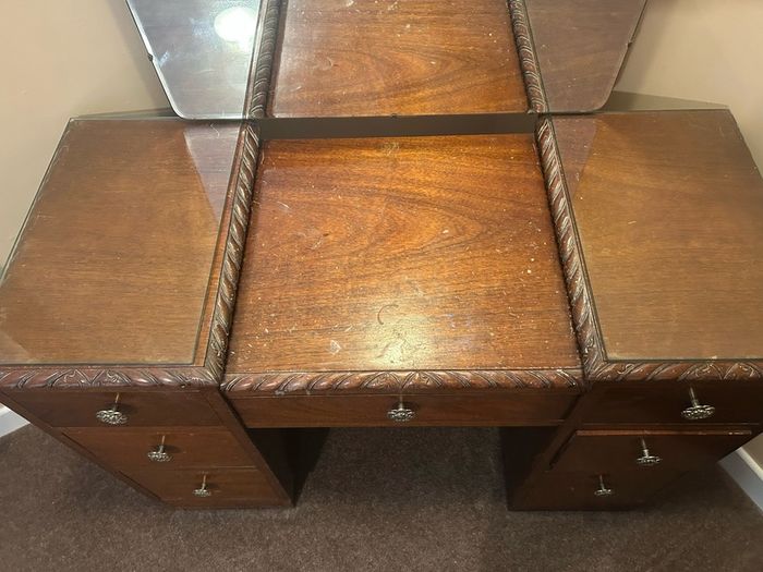 Double bed, bed side lockers & dressing table