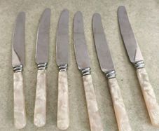 SET OF 6 VTG Everbrite Sheffield England Stainless Steel Knives Mother Of Pearl Handle