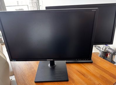Samsung 24 Monitors