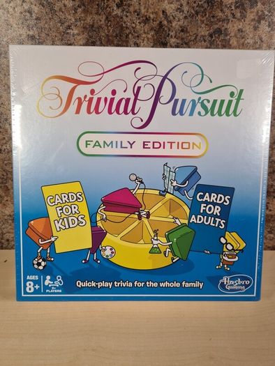 Trivial pursuit family edition board game Hasbro 2017 ages 8+