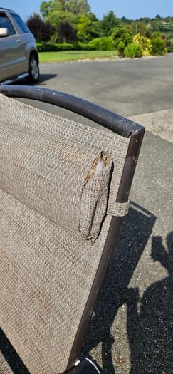 garden furniture table and 5 chairs