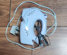 Cookworks hand mixer