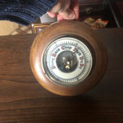 aneroid barometer