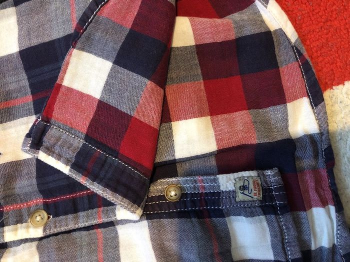 Lovely shirts Zara New & Mayoral like new 6 years old
