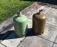 Gas cylinders