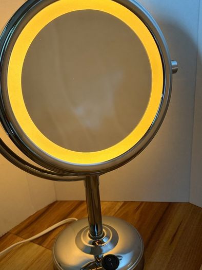 mirror