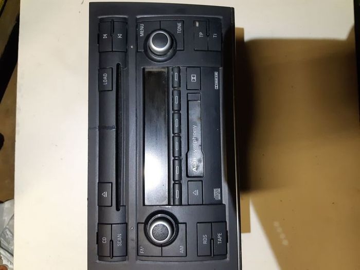 Audi a4 b7 symphony cd player