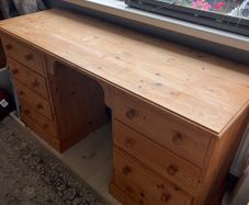 Bedroom table