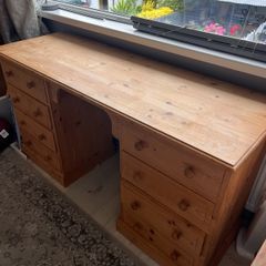 Bedroom table