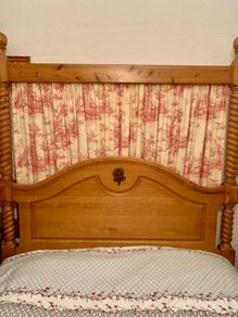Antique Pine 4 Poster bed